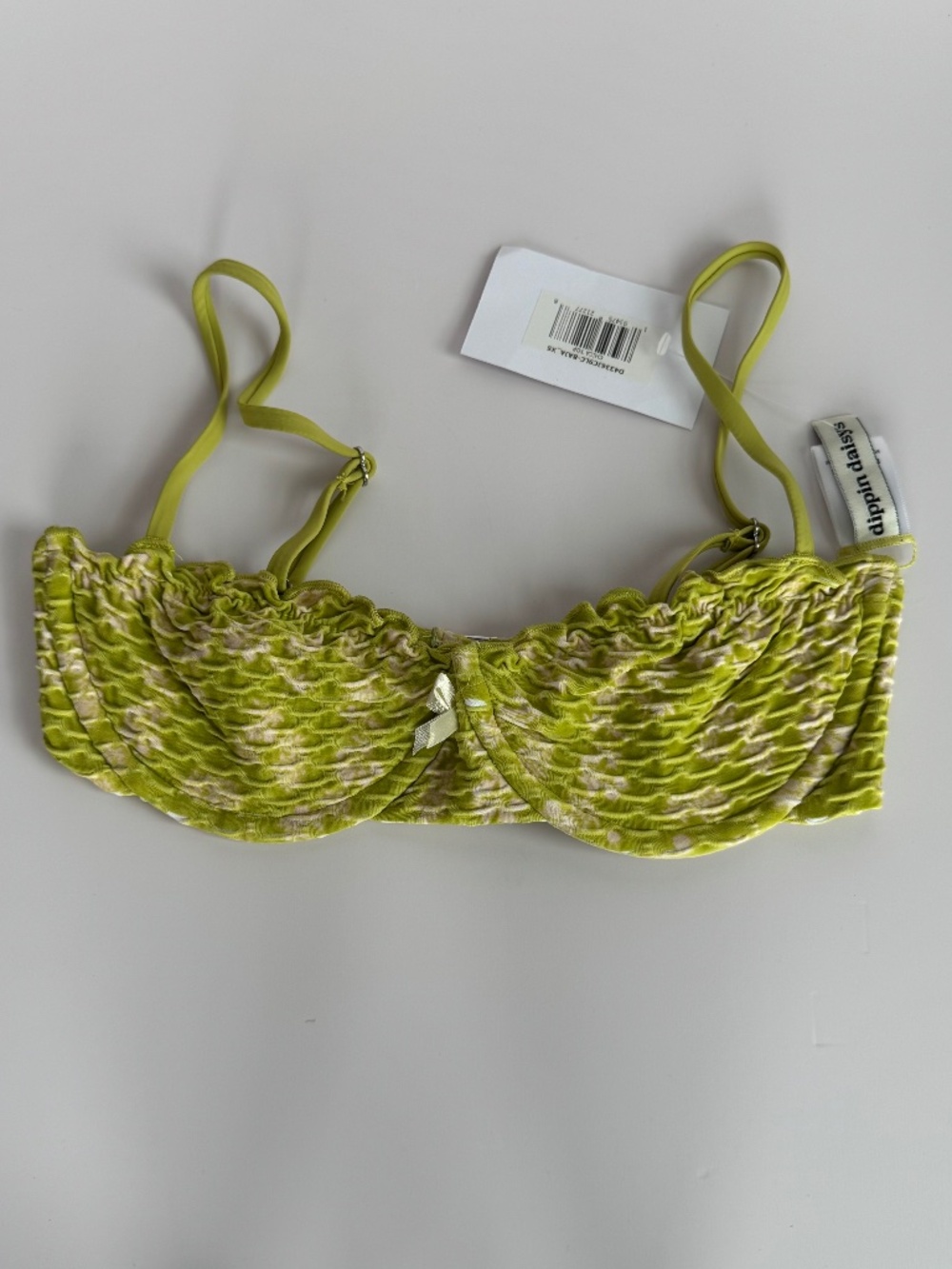 Dippin’ Daisy’s Lime Green Ruched Underwire Bikini Top XS NWT